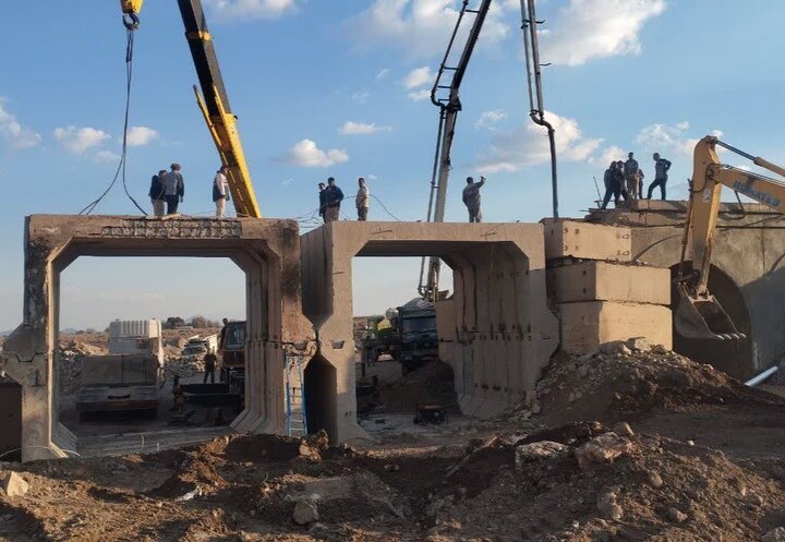پل آسیب‌دیده راه آهن قم در کمتر از ۴۰ ساعت بازسازی شد