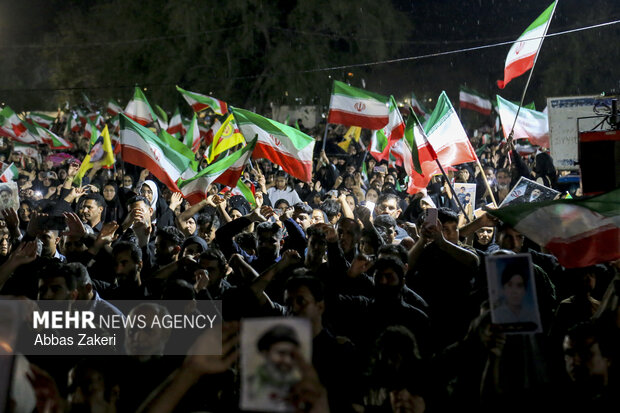 اربعین یاران دبستانی در میناب