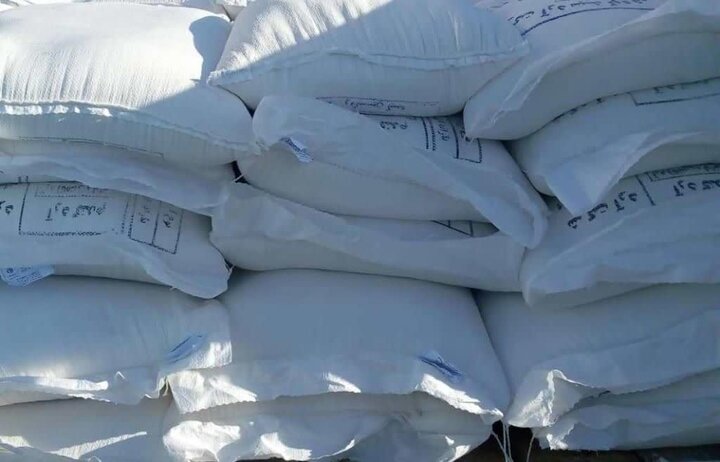 کشف ۱۸۰۰ کیلوگرم آرد قاچاق در اراک