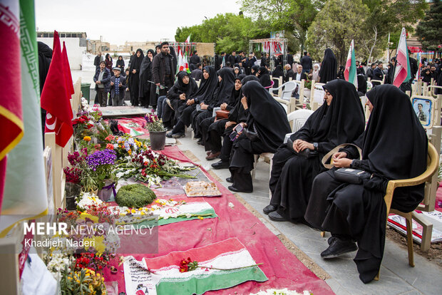 قطعه شهدای جنگ رمضان در اصفهان
