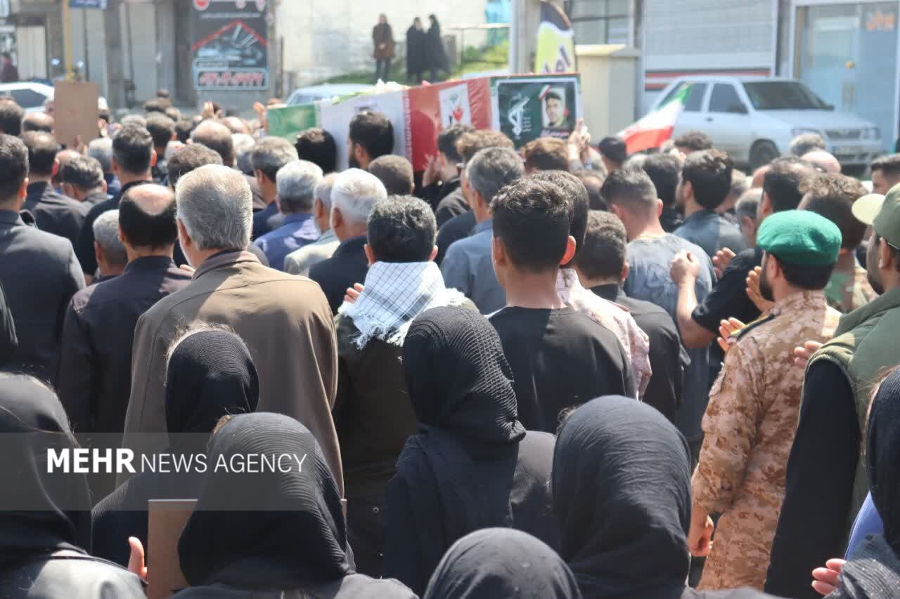 پیکر بسیجی شهید «مجتبی کوزه گر» در زادگاهش اطاقور آرام گرفت
