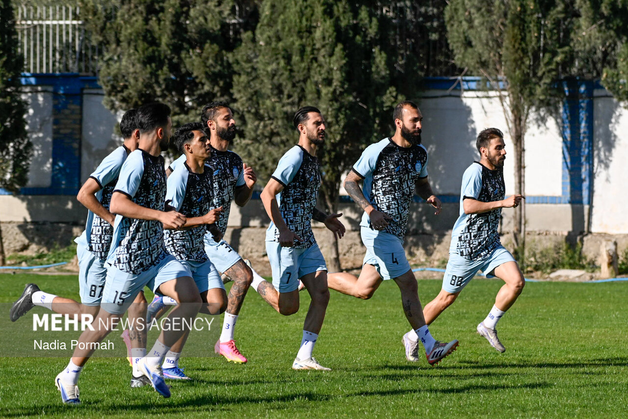 استقلال در آستانه فصل جدید/ مدیرعامل نامشخص ماند