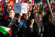 حضور آگاهانه مردم در خیابان‌ها توطئه های دشمن را خنثی کرد