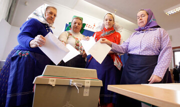 Polling stations open in Hungary for parliamentary elections