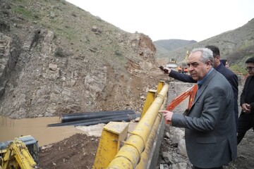 سرمست:مسیرجایگزین بخش آسیب دیده پل آزاد راه تا یک هفته حل می شود