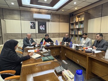 تاکید استاندار قم بر تسریع بازسازی مناطق آسیب‌دیده از حملات دشمن قم