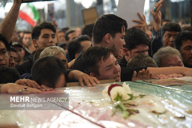 مراسم وداع با پیکر شهدای اقتدار ایران اسلامی