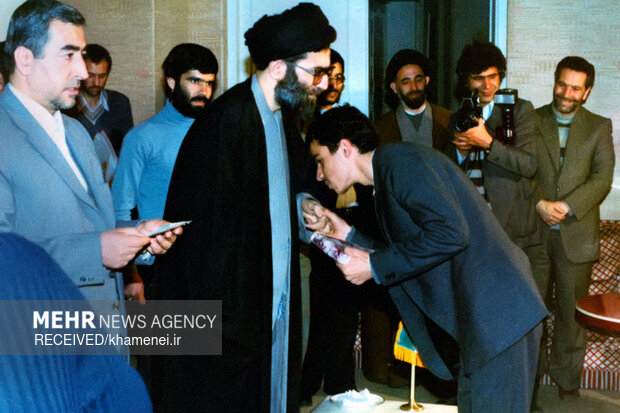 امامِ قائدِ شهید