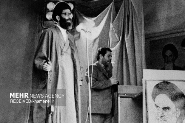 امامِ قائدِ شهید