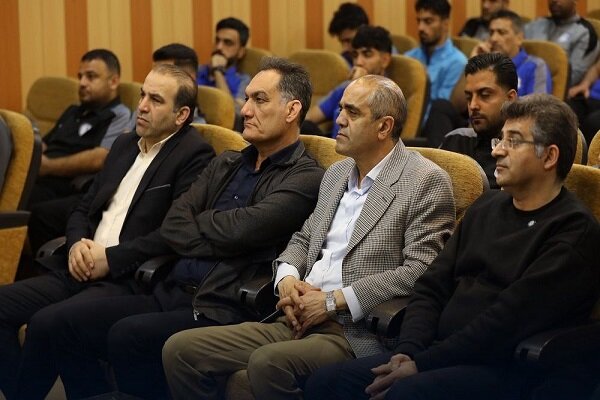 ابوالقاسم پور: خودمان هم نفهمیدیم لیگ برگزار می شود یا نه!