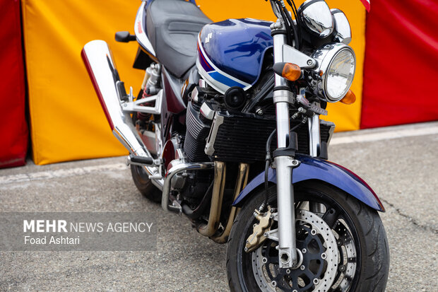 تجمع کاروان خودرویی و موتوری وحدت و اقتدار