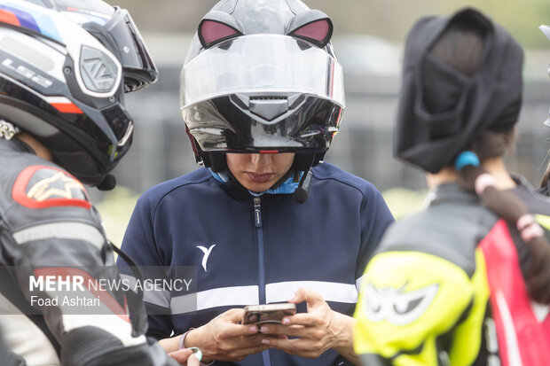 تجمع کاروان خودرویی و موتوری وحدت و اقتدار