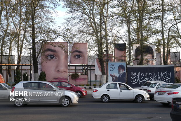 چیدمان هنری «چشمان میناب»