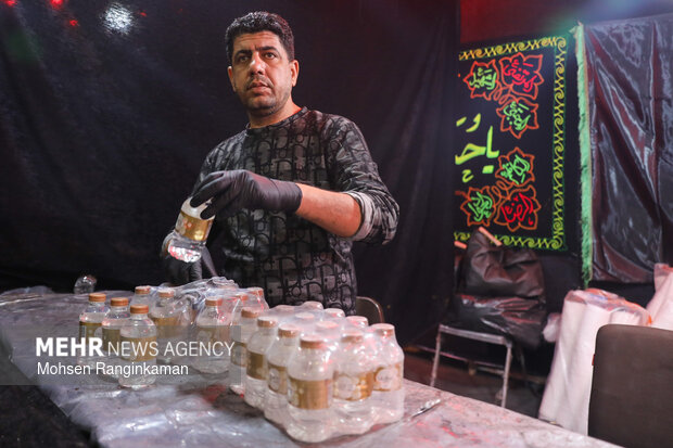 Iraqi mawkibs in Iran shows solidarity between two nations
