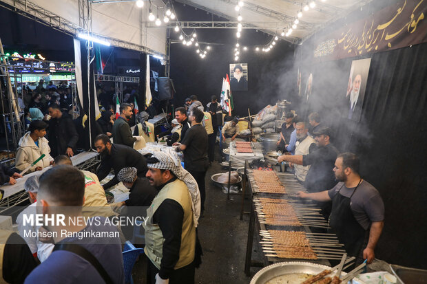 Iraqi mawkibs in Iran shows solidarity between two nations
