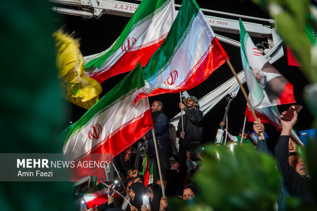 نماهنگ «ایران نمیبازه» رونمایی شد