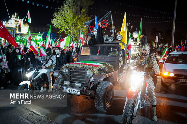 People in Shiraz pledges allegiance to news Leader
