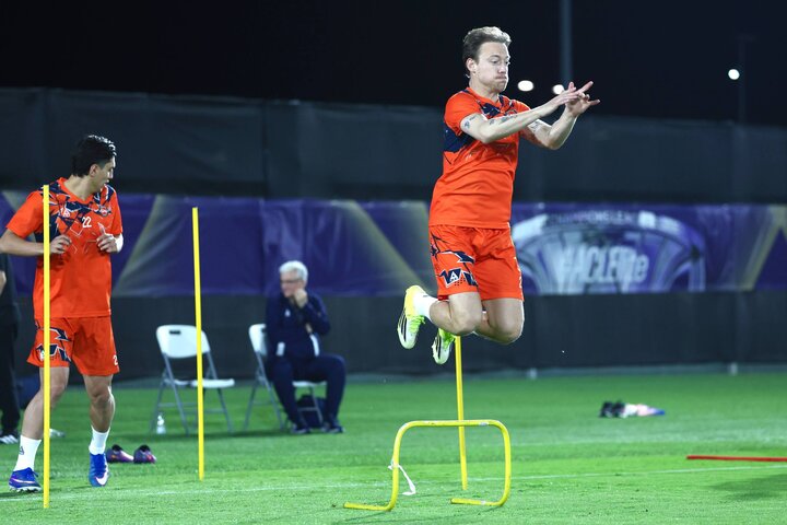 تراکتور در جده عربستان تمرین کرد