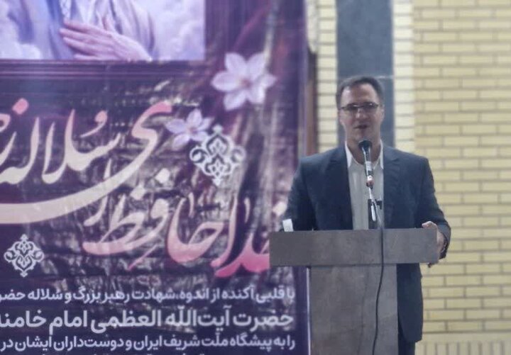 سلیمانی: تنگستان هرگز در برابر استکبار سر خم فرود نخواهد آورد