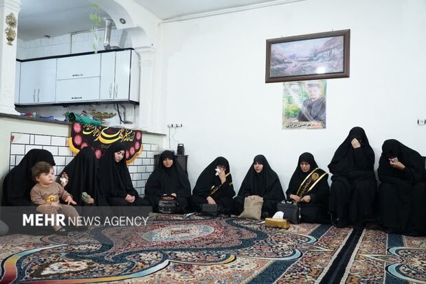 دیدار نماینده ولی‌فقیه در لرستان با خانواده شهدای جنگ رمضان