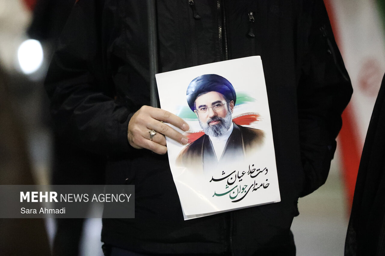 رهبر انقلاب؛ منبع الهام برای ماست؛ شهروندان مشهد درباره ایستادگی و وفاداری خود سخن میگویند – خبرگزاری مهر | اخبار ایران و جهان رهبر انقلاب؛ منبع الهام برای ماست؛ شهروندان مشهد درباره ایستادگی و وفاداری خود سخن میگویند – خبرگزاری مهر | اخبار ایران و جهان