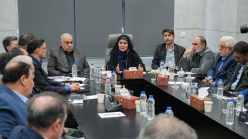 صادق: هیچ محور جاده‌ای و ریلی در کشور مسدود نیست