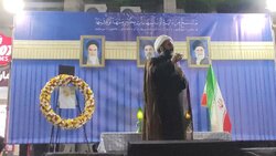 زندگی با آیه‌ها در شب‌های مقاومت بوشهر