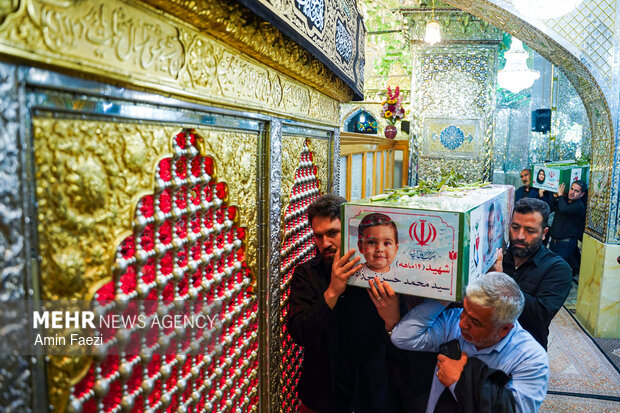 تشییع شهید نبی زاده و خانواده اش در شیراز