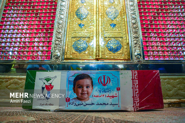 تشییع شهید نبی زاده و خانواده اش در شیراز