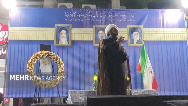 زندگی با آیه‌ها در شب‌های مقاومت بوشهر