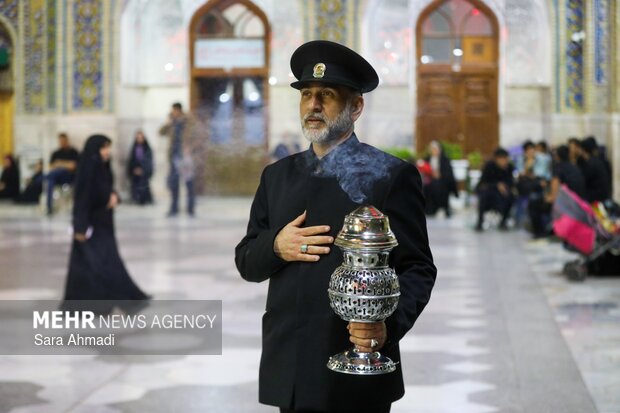 بدرقه کاروان‌های زیر سایه خورشید در حرم امام رضا(ع) 