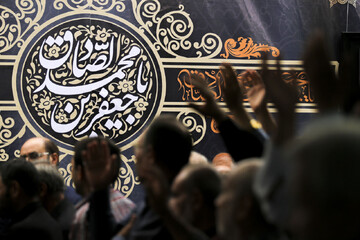 سرزمین آفتاب یکپارچه در سوگ رئیس مذهب تشیع