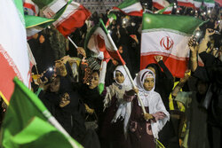 نغمه‌ای به گویش میناب؛ وقتی نوجوانان شاهرودی برای کودکان شهید سرودند