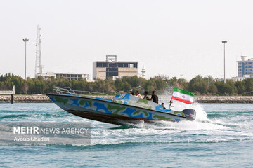 VIDEO: Parade of light fishing boats in Arvandkenar