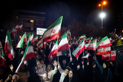 اجتماع حمایت از رزمندگان در مقابله با دشمن آمریکایی - صهیونی