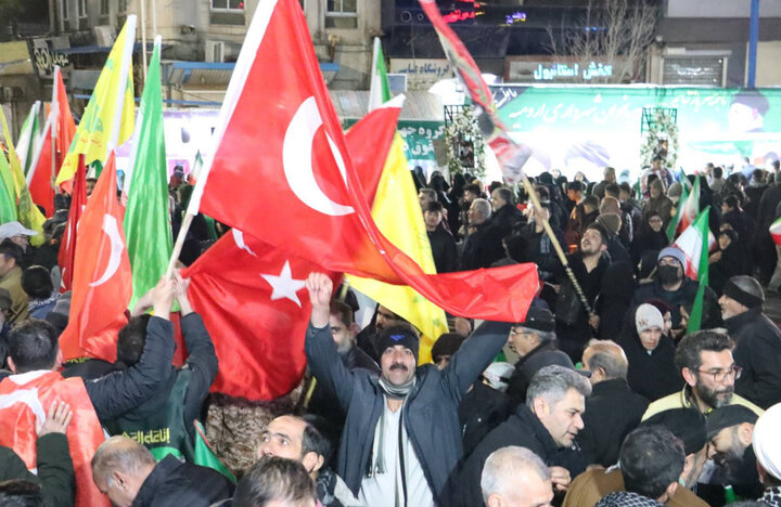 موج ۴۴ مقاومت ملی فرامرزی شد؛ همبستگی ایران ‌و ترکیه علیه استکبار
