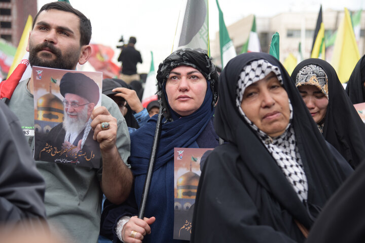 تشییع پیکر دو شهید اقتدار در مشهد