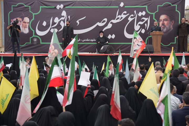 تشییع پیکر دو شهید اقتدار در مشهد