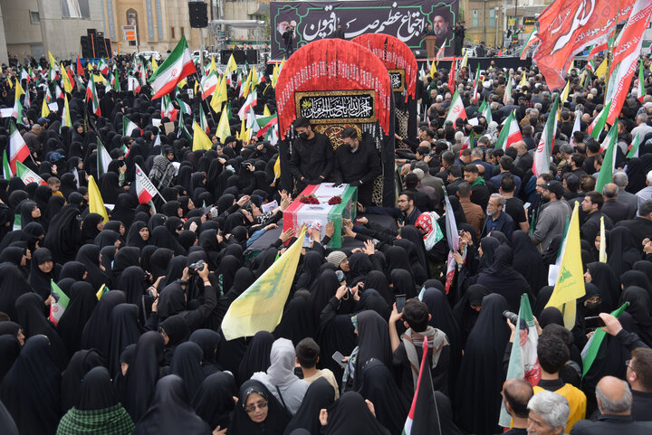 تشییع پیکر دو شهید اقتدار در مشهد