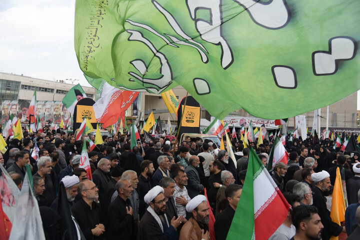 تشییع پیکر دو شهید اقتدار در مشهد