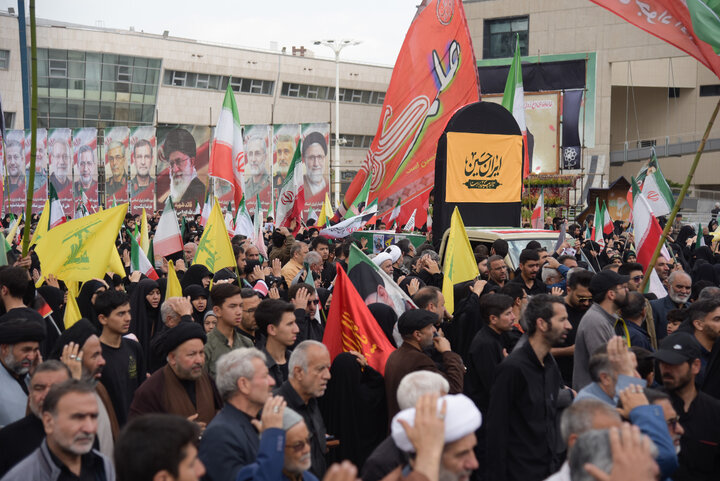 تشییع پیکر دو شهید اقتدار در مشهد