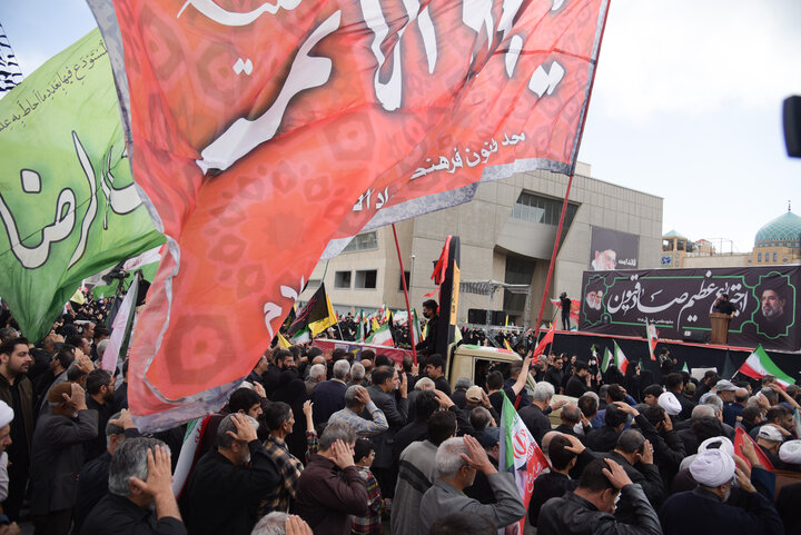 تشییع پیکر دو شهید اقتدار در مشهد