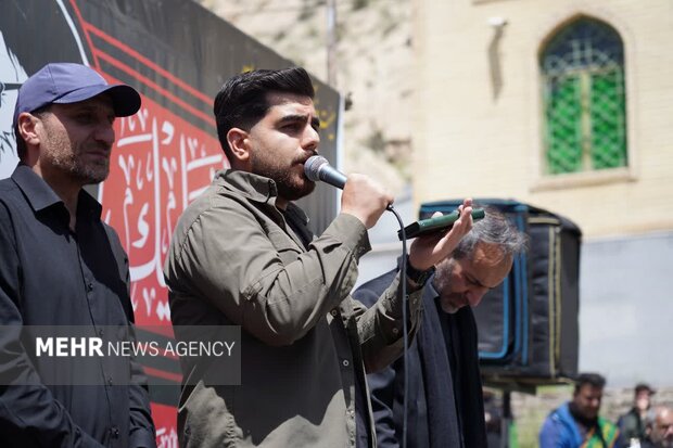 راهپیمایی روز شهادت امام صادق(ع) در خرم‌آباد