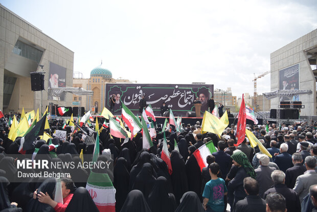 تشییع پیکرهای دو شهید اقتدار در مشهد