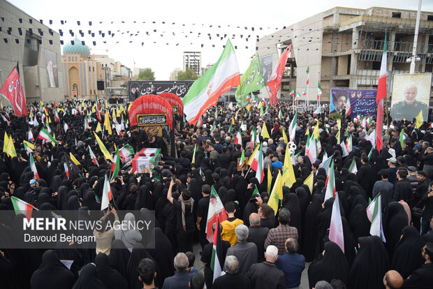 تشییع پیکرهای دو شهید اقتدار در مشهد