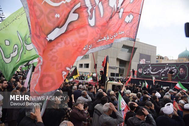 تشییع پیکرهای دو شهید اقتدار در مشهد