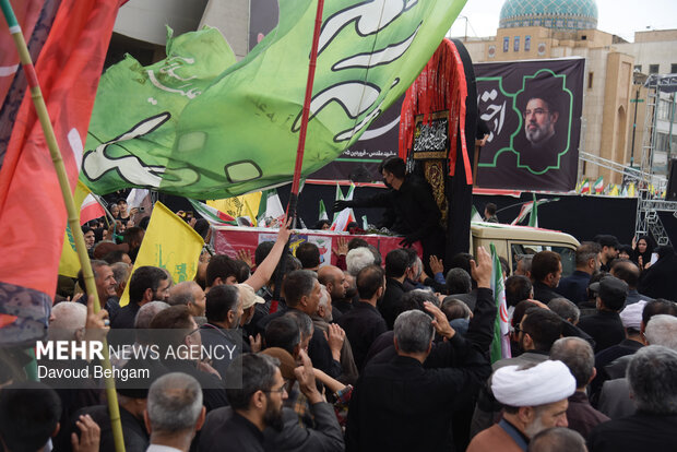 تشییع پیکرهای دو شهید اقتدار در مشهد