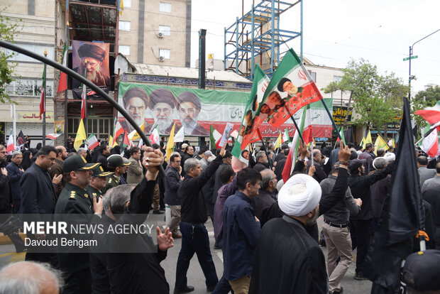 تشییع پیکرهای دو شهید اقتدار در مشهد