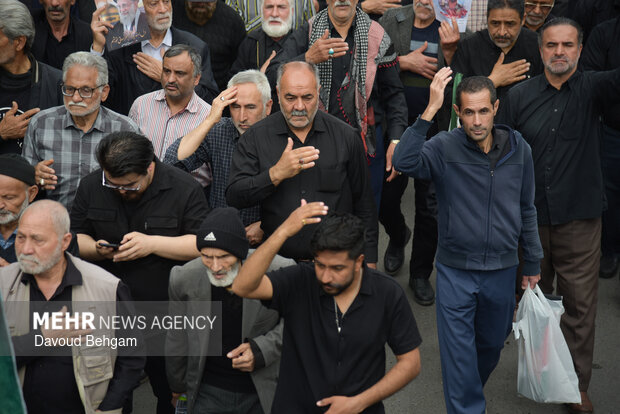 تشییع پیکرهای دو شهید اقتدار در مشهد