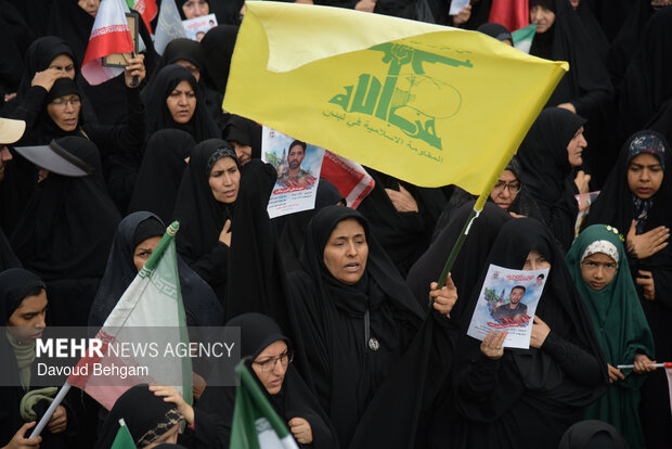 تشییع پیکرهای دو شهید اقتدار در مشهد